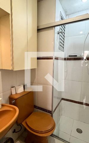 Apartamento à venda com 60m², 3 quartos e 1 vaga Apartamento à venda com 60m², 3 quartos e 1 vagaBanheiro Corredor