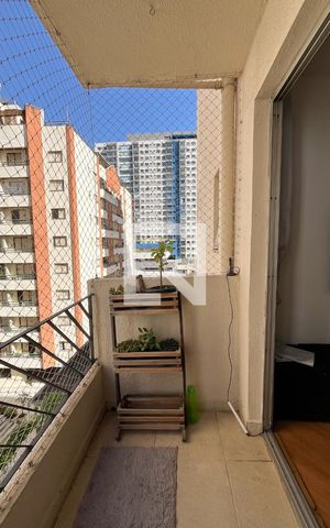 Apartamento à venda com 60m², 3 quartos e 1 vaga Apartamento à venda com 60m², 3 quartos e 1 vagaVaranda