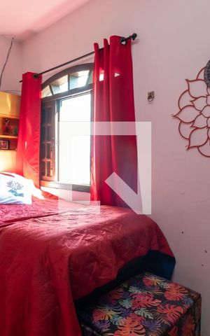 Casa à venda com 200m², 3 quartos e 2 vagasQuarto 3