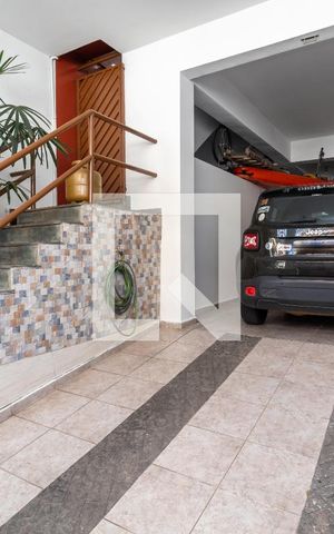 Casa à venda com 200m², 3 quartos e 2 vagasGaragem
