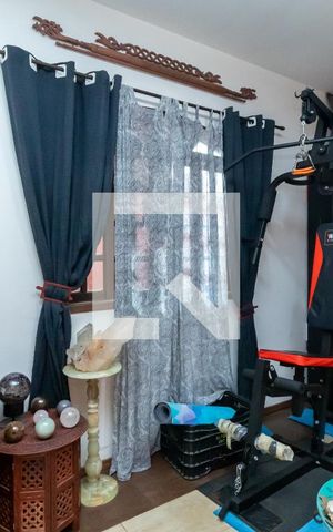 Casa à venda com 200m², 3 quartos e 2 vagasSala