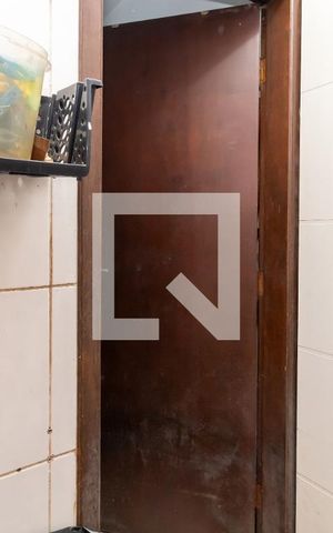 Casa à venda com 200m², 3 quartos e 2 vagasÁrea de Serviço