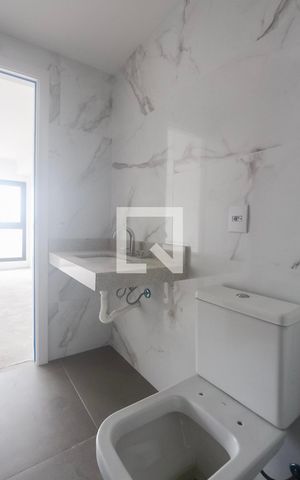 Apartamento para alugar com 52m², 1 quarto e sem vaga Apartamento para alugar com 52m², 1 quarto e sem vagaBanheiro