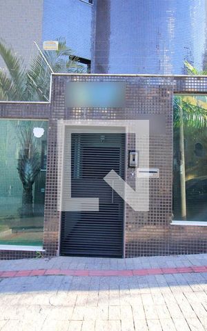 Apartamento à venda com 147m², 4 quartos e 3 vagasFachada