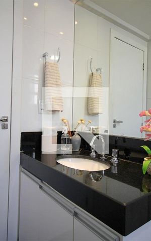 Apartamento à venda com 147m², 4 quartos e 3 vagasBanheiro