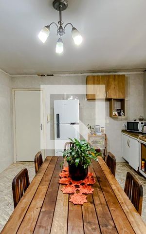 Casa à venda com 238m², 2 quartos e 7 vagasCozinha