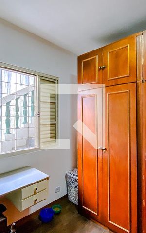 Casa à venda com 238m², 2 quartos e 7 vagasQuarto 1 - Suíte