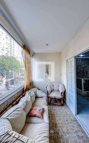 Casa à venda com 238m², 2 quartos e 7 vagasVaranda da Sala