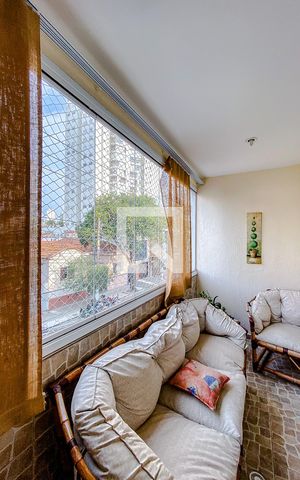 Casa à venda com 238m², 2 quartos e 7 vagasVaranda da Sala