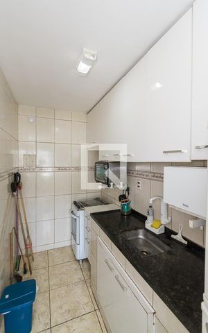 Apartamento à venda com 55m², 2 quartos e 1 vaga Apartamento à venda com 55m², 2 quartos e 1 vagaCozinha