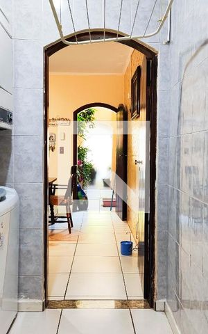 Casa à venda com 200m², 3 quartos e 4 vagas Casa à venda com 200m², 3 quartos e 4 vagasÁrea de Serviço