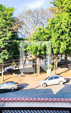 Casa à venda com 200m², 3 quartos e 4 vagas Casa à venda com 200m², 3 quartos e 4 vagasVaranda da Suite