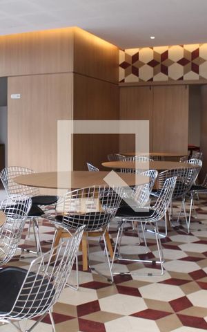 Apartamento à venda com 92m², 2 quartos e 1 vagaÁrea comum