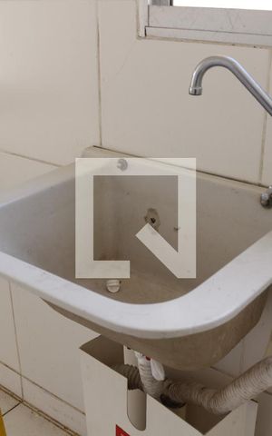 Apartamento para alugar com 45m², 2 quartos e 1 vaga Apartamento para alugar com 45m², 2 quartos e 1 vagaCozinha / Área de serviço