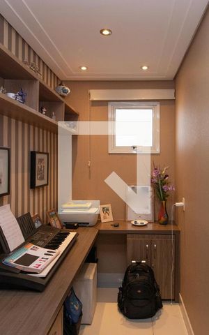 Apartamento à venda com 125m², 3 quartos e 2 vagas Apartamento à venda com 125m², 3 quartos e 2 vagasEscritório