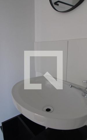 Apartamento à venda com 36m², 2 quartos e sem vagaPia do banheiro