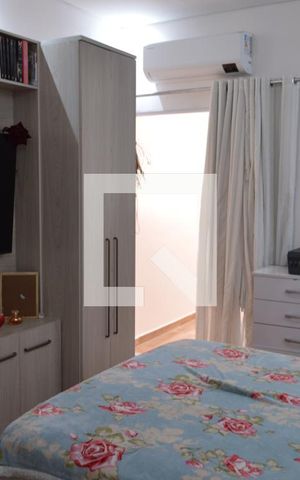 Casa à venda com 100m², 3 quartos e 1 vagaSuíte 2