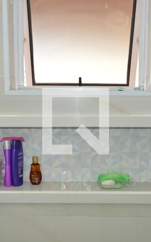 Casa à venda com 100m², 3 quartos e 1 vagaBanheiro da Suíte 2