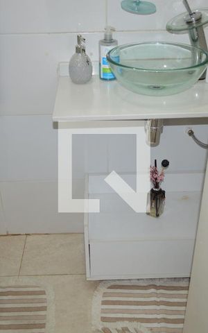Casa à venda com 100m², 3 quartos e 1 vagaLavabo