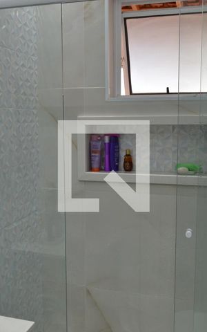 Casa à venda com 100m², 3 quartos e 1 vagaBanheiro da Suíte 2