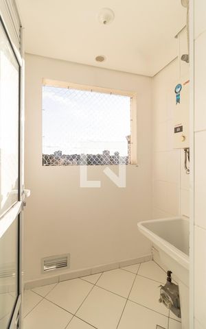 Apartamento para alugar com 46m², 2 quartos e 1 vaga Apartamento para alugar com 46m², 2 quartos e 1 vagaLavanderia