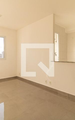 Apartamento para alugar com 46m², 2 quartos e 1 vaga Apartamento para alugar com 46m², 2 quartos e 1 vagaSala