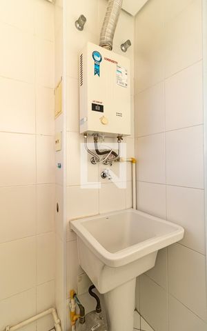 Apartamento para alugar com 46m², 2 quartos e 1 vaga Apartamento para alugar com 46m², 2 quartos e 1 vagaLavanderia