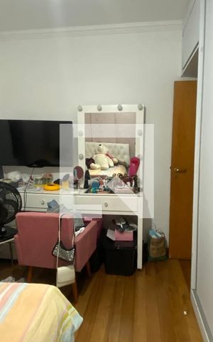 Apartamento à venda com 212m², 3 quartos e 2 vagas Apartamento à venda com 212m², 3 quartos e 2 vagasQuarto 2