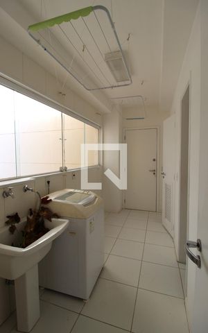 Apartamento à venda com 200m², 3 quartos e 3 vagasÁrea de Serviço