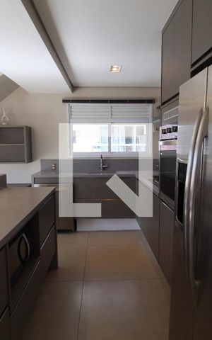 Apartamento à venda com 200m², 3 quartos e 3 vagasCozinha
