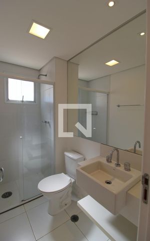 Apartamento à venda com 200m², 3 quartos e 3 vagasBanheiro da Suíte 2