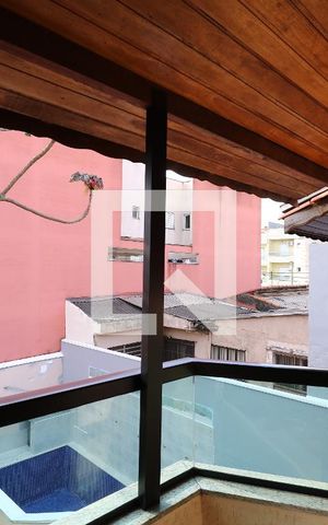 Casa à venda com 192m², 3 quartos e 4 vagasSacada do Quarto 1