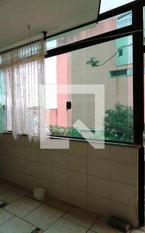 Casa à venda com 192m², 3 quartos e 4 vagasÁrea de Serviço