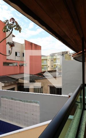 Casa à venda com 192m², 3 quartos e 4 vagasSacada do Quarto 1