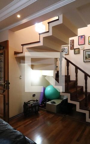 Casa à venda com 192m², 3 quartos e 4 vagasSala