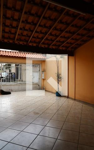 Casa à venda com 192m², 3 quartos e 4 vagasGaragem