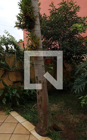 Casa à venda com 192m², 3 quartos e 4 vagasQuintal e Jardim