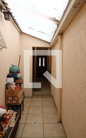 Casa à venda com 192m², 3 quartos e 4 vagasCorredor Externo