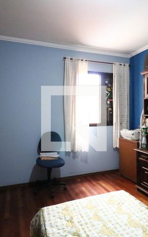 Casa à venda com 192m², 3 quartos e 4 vagasQuarto 2