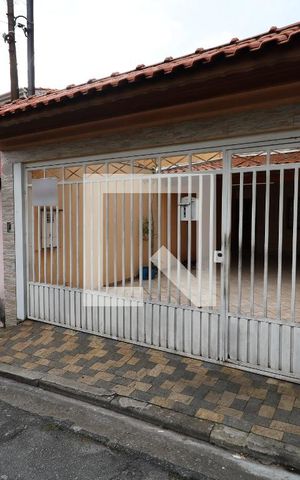 Casa à venda com 192m², 3 quartos e 4 vagasFachada