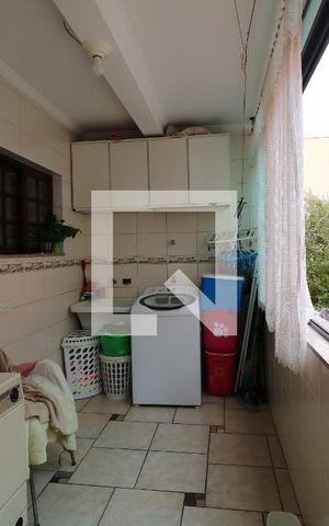 Casa à venda com 192m², 3 quartos e 4 vagasÁrea de Serviço