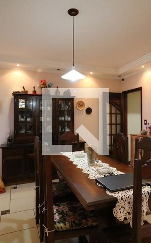 Casa à venda com 192m², 3 quartos e 4 vagasCozinha