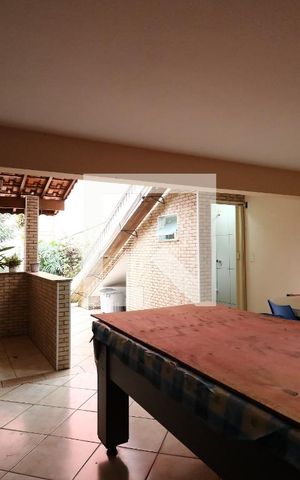 Casa à venda com 192m², 3 quartos e 4 vagasÁrea Social