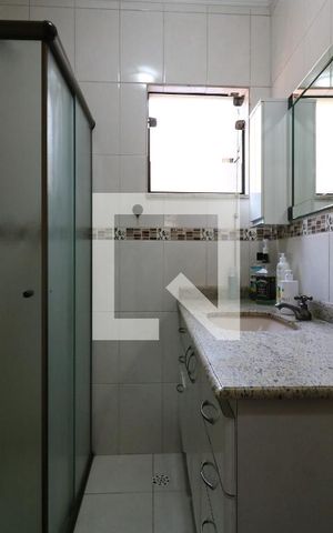 Casa à venda com 192m², 3 quartos e 4 vagasBanheiro Social
