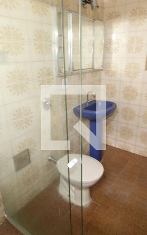 Casa de condomínio para alugar com 64m², 2 quartos e sem vagaBanheiro