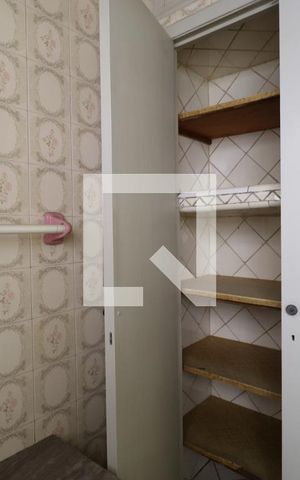 Casa à venda com 85m², 3 quartos e sem vagaDetalhe do banheiro