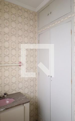 Casa à venda com 85m², 3 quartos e sem vagaBanheiro 1