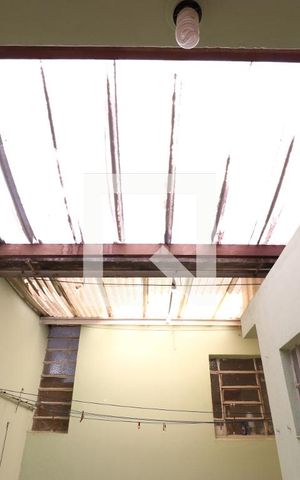 Casa à venda com 85m², 3 quartos e sem vagaQuintal