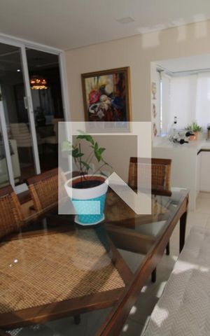 Apartamento à venda com 237m², 4 quartos e 4 vagasVaranda