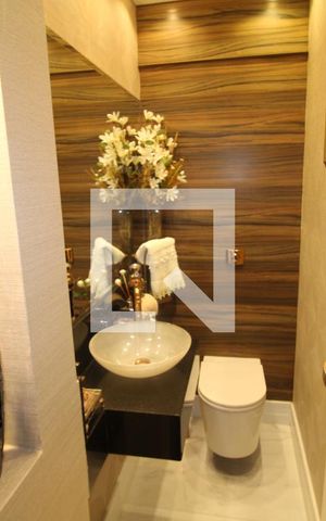Apartamento à venda com 237m², 4 quartos e 4 vagasLavabo